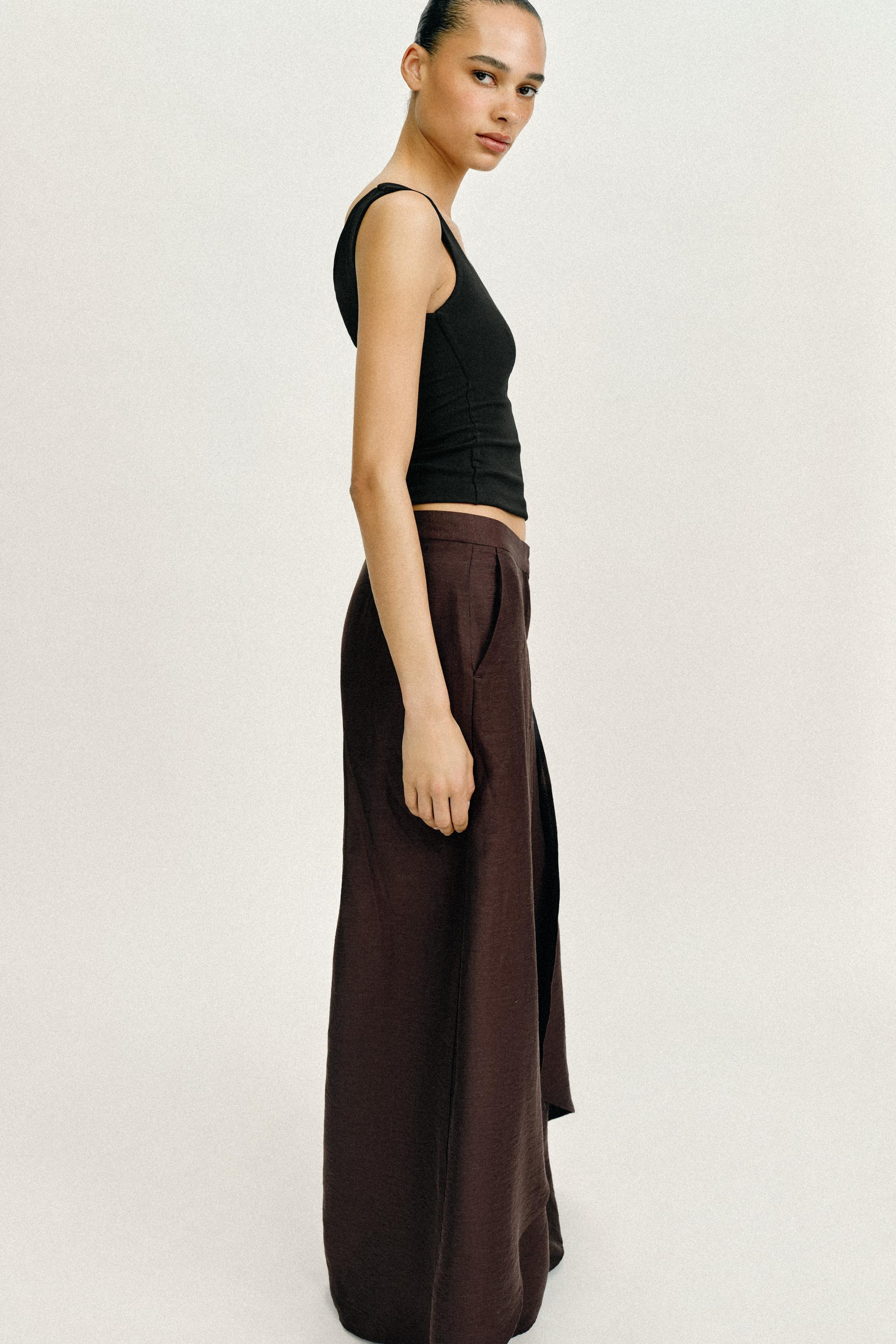 OFF-THE-SHOULDER T-SHIRT